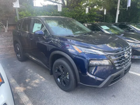 Photos of 2026 Nissan Rogue SV w/ Lifetime Powertrain Warranty for sale in Newnan, GA at ALM Nissan Newnan