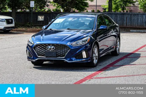 More photos of 2019 Hyundai Sonata SEL at ALM Nissan Newnan, GA