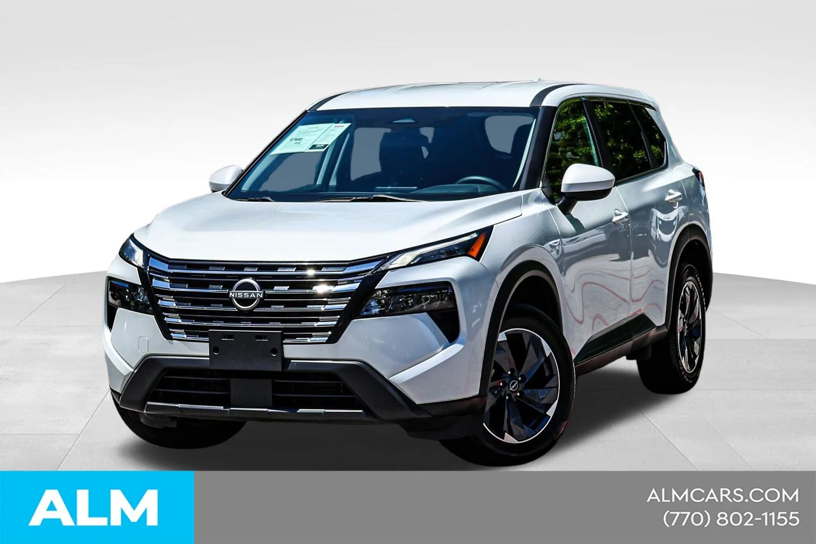 White 2024 Nissan Rogue SV for sale in Newnan, GA