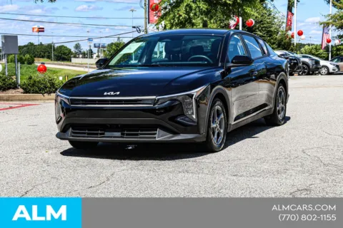 More photos of 2025 Kia K4 LXS at ALM Nissan Newnan, GA
