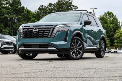 Photos of 2026 Nissan Pathfinder Platinum for sale in Newnan, GA at ALM Nissan Newnan