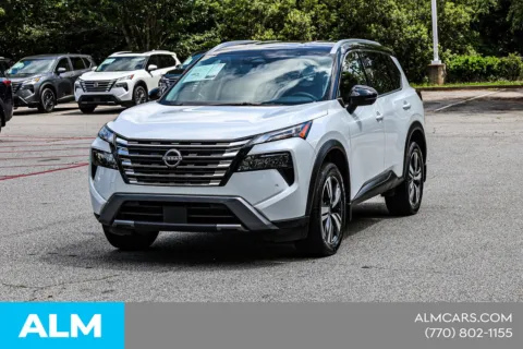 More photos of 2025 Nissan Rogue SL at ALM Nissan Newnan, GA
