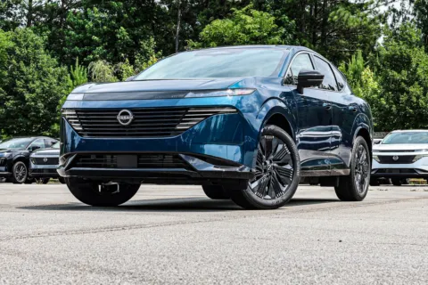 Photos of 2026 Nissan Murano Platinum for sale in Newnan, GA at ALM Nissan Newnan