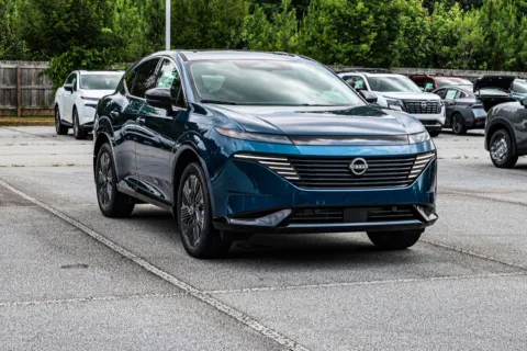 More photos of 2026 Nissan Murano Platinum at ALM Nissan Newnan, GA
