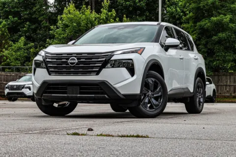 Photos of 2026 Nissan Rogue SV for sale in Newnan, GA at ALM Nissan Newnan