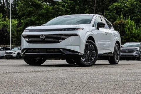 Photos of 2026 Nissan Murano Platinum for sale in Newnan, GA at ALM Nissan Newnan