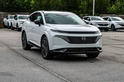 More photos of 2026 Nissan Murano Platinum at ALM Nissan Newnan, GA
