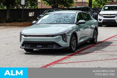 More photos of 2025 Kia K4 LXS at ALM Nissan Newnan, GA