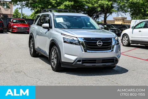 More photos of 2024 Nissan Pathfinder SV at ALM Nissan Newnan, GA