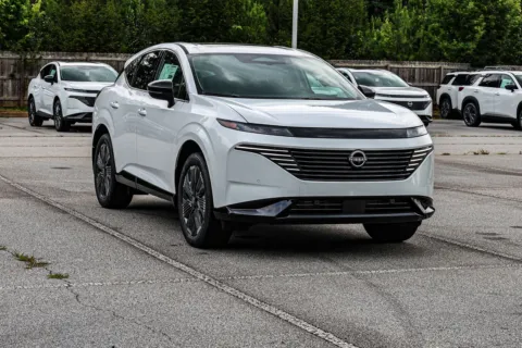 More photos of 2026 Nissan Murano Platinum at ALM Nissan Newnan, GA