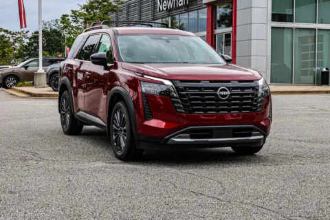 More photos of 2026 Nissan Pathfinder SL at ALM Nissan Newnan, GA