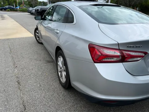More photos of 2020 Chevrolet Malibu LT at ALM Nissan Newnan, GA