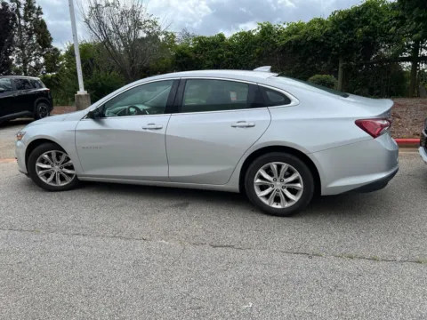 More photos of 2020 Chevrolet Malibu LT at ALM Nissan Newnan, GA