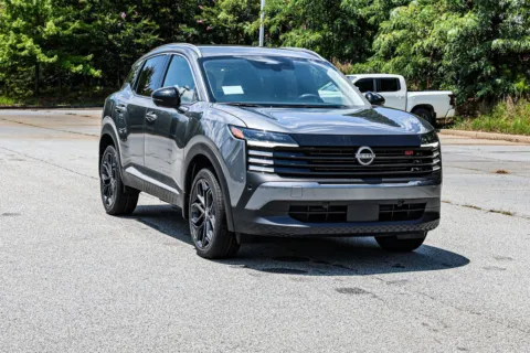 More photos of 2026 Nissan Kicks SR at ALM Nissan Newnan, GA