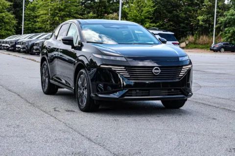 More photos of 2026 Nissan Murano Platinum at ALM Nissan Newnan, GA