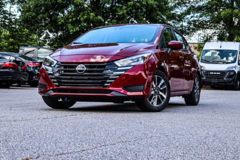 Photos of 2025 Nissan Versa 1.6 SV for sale in Newnan, GA at ALM Nissan Newnan