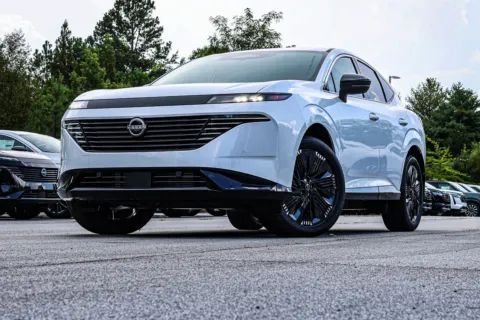 Photos of 2026 Nissan Murano Platinum for sale in Newnan, GA at ALM Nissan Newnan