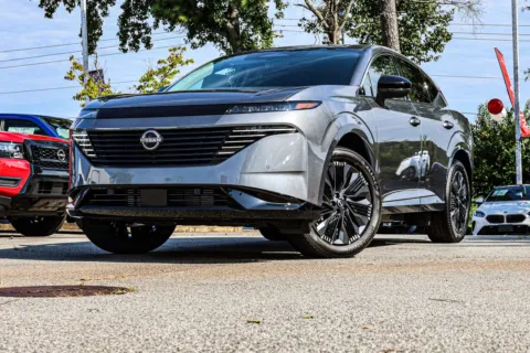 Photos of 2026 Nissan Murano Platinum for sale in Newnan, GA at ALM Nissan Newnan