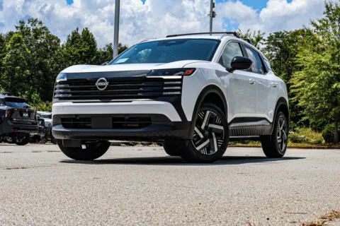 Photos of 2026 Nissan Kicks SV for sale in Newnan, GA at ALM Nissan Newnan
