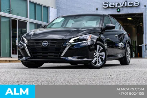 Photos of 2024 Nissan Altima 2.5 S for sale in Newnan, GA at ALM Nissan Newnan