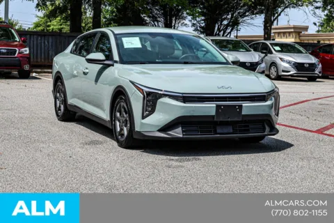 More photos of 2025 Kia K4 LXS at ALM Nissan Newnan, GA