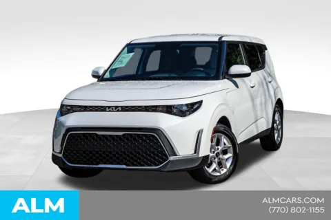 White 2025 Kia Soul LX for sale in Newnan, GA