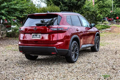 More photos of 2026 Nissan Rogue Dark Armor at ALM Nissan Newnan, GA
