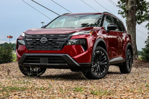 Photos of 2026 Nissan Rogue Dark Armor for sale in Newnan, GA at ALM Nissan Newnan