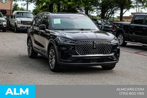 More photos of 2025 Lincoln Aviator Reserve at ALM Nissan Newnan, GA