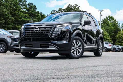 Photos of 2026 Nissan Pathfinder SL for sale in Newnan, GA at ALM Nissan Newnan