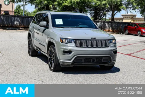 More photos of 2022 Jeep Grand Cherokee WK Laredo X at ALM Nissan Newnan, GA