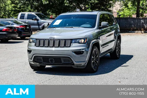 Another view of 2022 Jeep Grand Cherokee WK Laredo X for sale in Newnan, GA at ALM Nissan Newnan