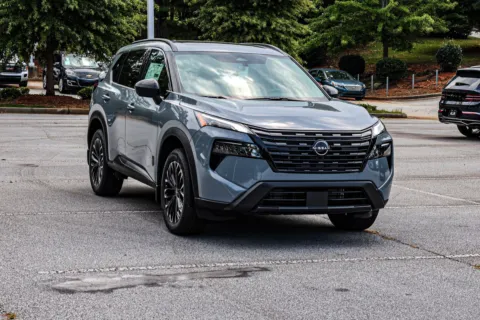More photos of 2026 Nissan Rogue Dark Armor at ALM Nissan Newnan, GA