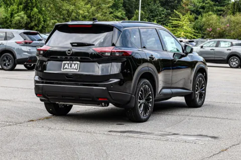 More photos of 2026 Nissan Rogue Dark Armor at ALM Nissan Newnan, GA