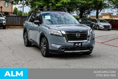 More photos of 2024 Nissan Pathfinder Platinum at ALM Nissan Newnan, GA