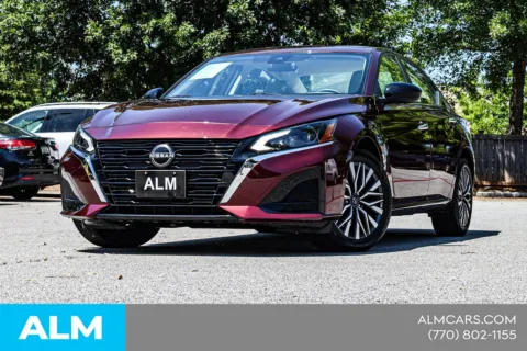 Photos of 2025 Nissan Altima 2.5 SV for sale in Newnan, GA at ALM Nissan Newnan