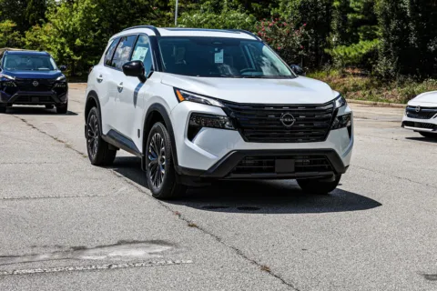 More photos of 2026 Nissan Rogue Dark Armor at ALM Nissan Newnan, GA