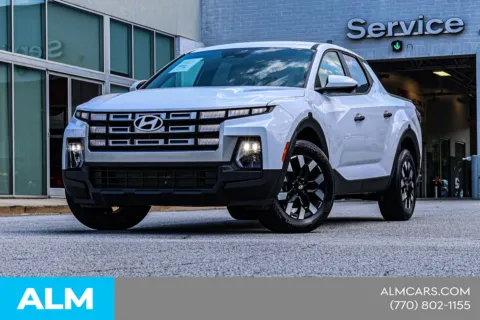Photos of 2025 Hyundai Santa Cruz SE for sale in Newnan, GA at ALM Nissan Newnan