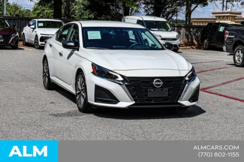 More photos of 2025 Nissan Altima 2.5 SV at ALM Nissan Newnan, GA