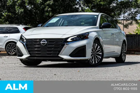 Photos of 2025 Nissan Altima 2.5 SV for sale in Newnan, GA at ALM Nissan Newnan