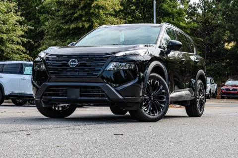 Photos of 2026 Nissan Rogue Dark Armor w/ Lifetime Powertrain Warranty for sale in Newnan, GA at ALM Nissan Newnan