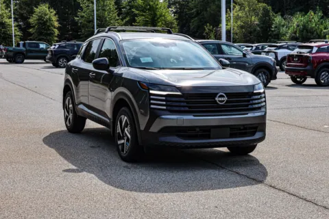 More photos of 2027 Nissan Kicks SV w/ Lifetime Powertrain Warranty at ALM Nissan Newnan, GA