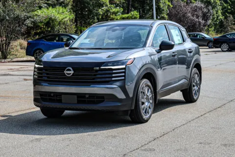 Another view of 2027 Nissan Kicks S w/ Lifetime Powertrain Warranty for sale in Newnan, GA at ALM Nissan Newnan