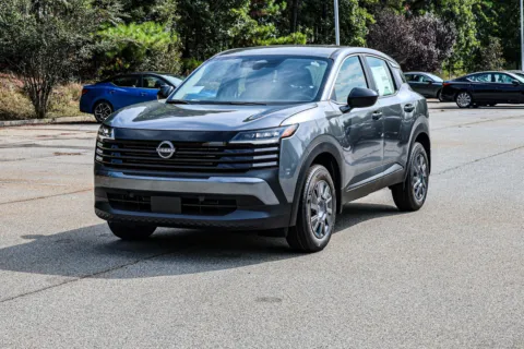Another view of 2027 Nissan Kicks S w/ Lifetime Powertrain Warranty for sale in Newnan, GA at ALM Nissan Newnan