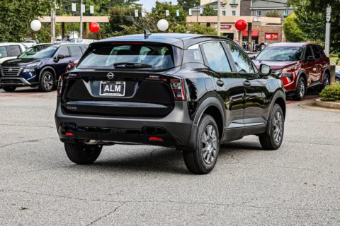More photos of 2027 Nissan Kicks S w/ Lifetime Powertrain Warranty at ALM Nissan Newnan, GA