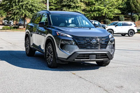 More photos of 2026 Nissan Rogue Dark Armor w/ Lifetime Powertrain Warranty at ALM Nissan Newnan, GA