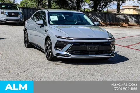 More photos of 2025 Hyundai Sonata SEL at ALM Nissan Newnan, GA