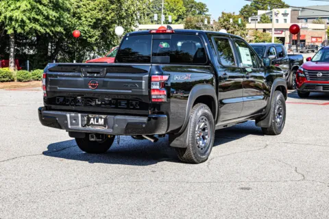 More photos of 2027 Nissan Frontier PRO-X w/ Lifetime Powertrain Warranty at ALM Nissan Newnan, GA