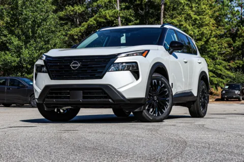 Photos of 2026 Nissan Rogue Dark Armor w/ Lifetime Powertrain Warranty for sale in Newnan, GA at ALM Nissan Newnan