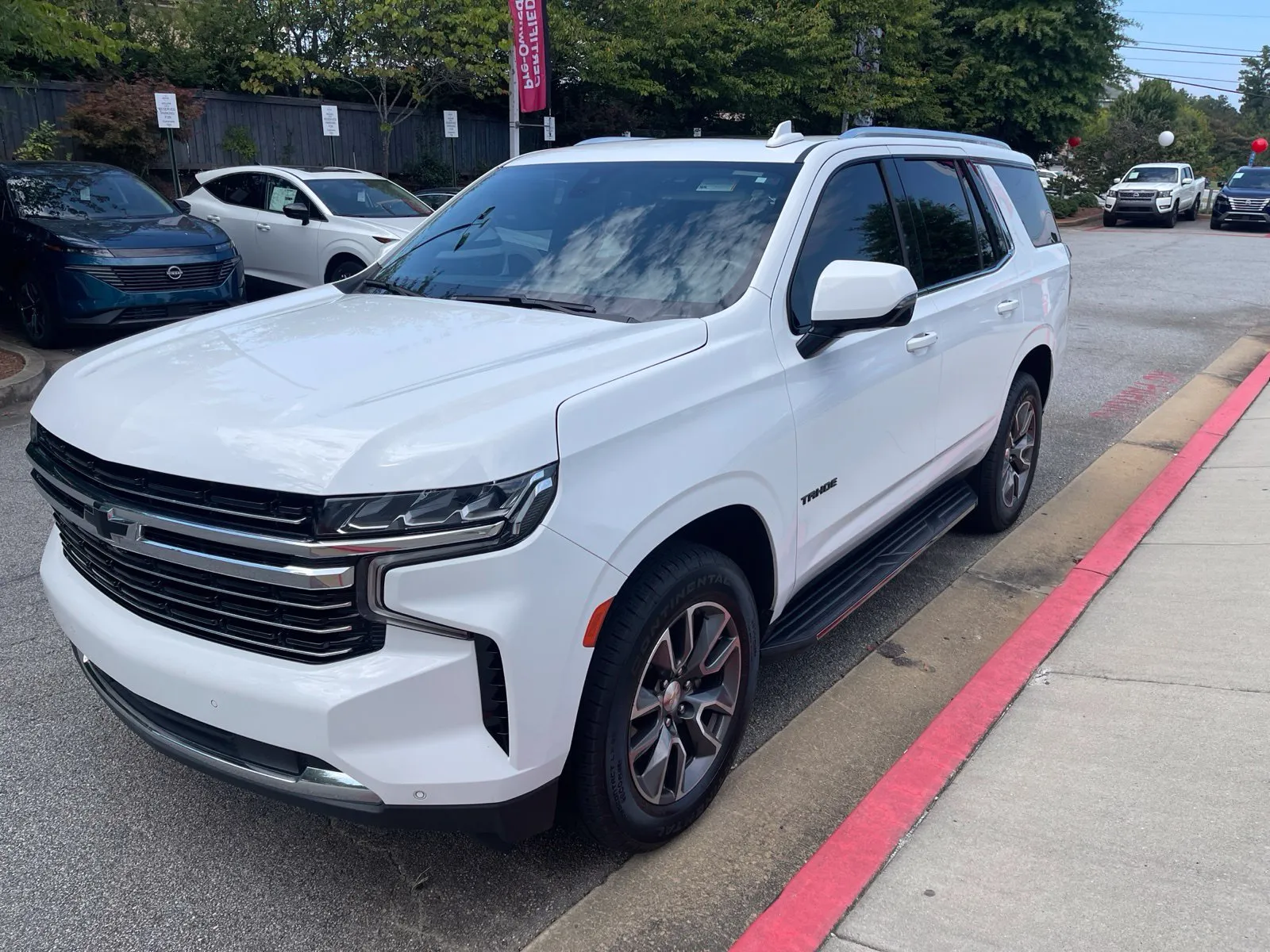 White 2022 Chevrolet Tahoe LT W/ SUNROOF - CALL 770-254-3800 for sale in Newnan, GA
